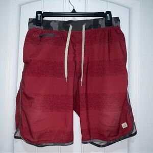 Vuori Men’s Banks Red Stripe Pull On Athletic Shorts Size M